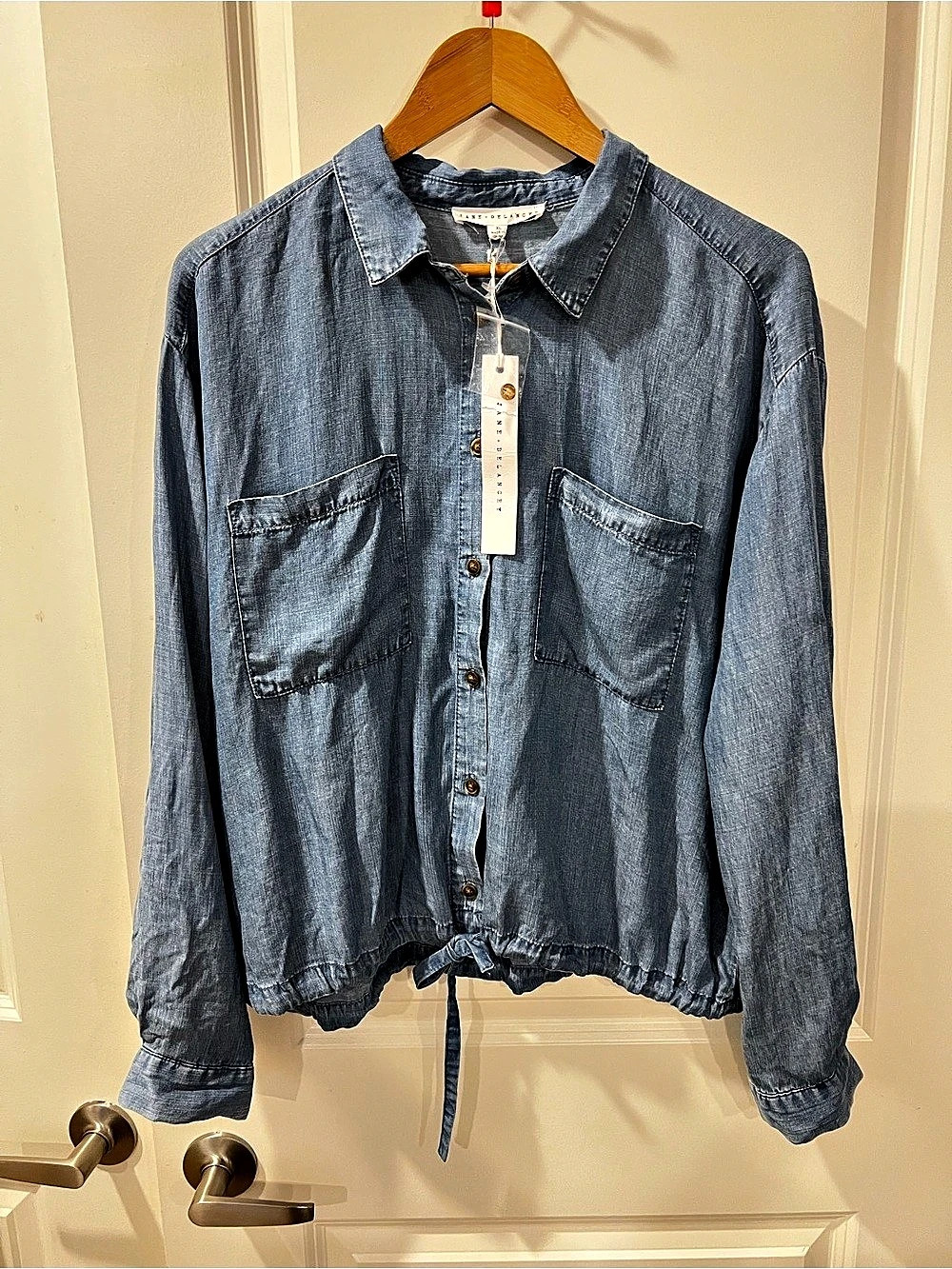 Jane + Delancey Button Down Shirt in Blue XL NWT
